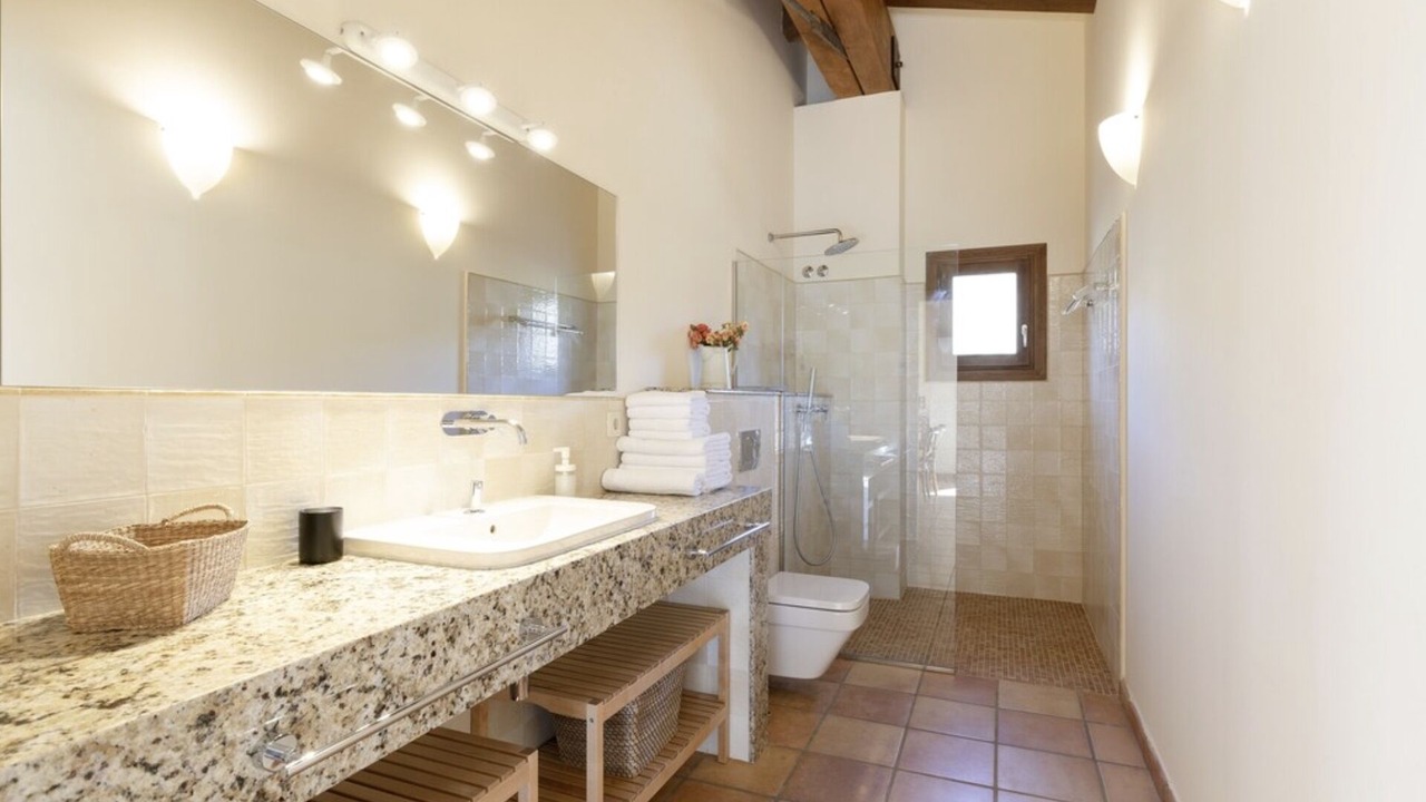 Photo of Bathroom in Orpi
