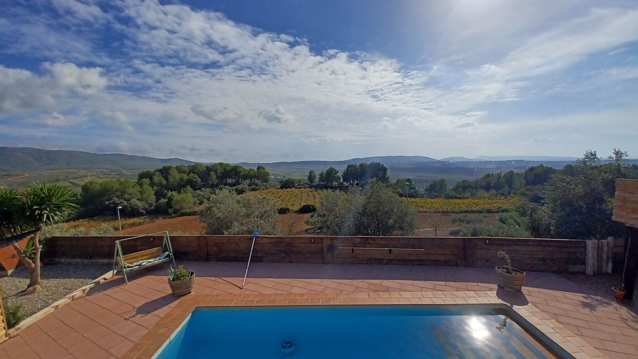 Photo of Outdoor in Subirats