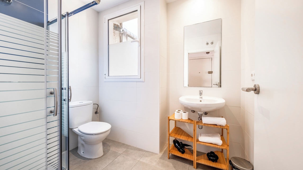Photo of Bathroom in Sants