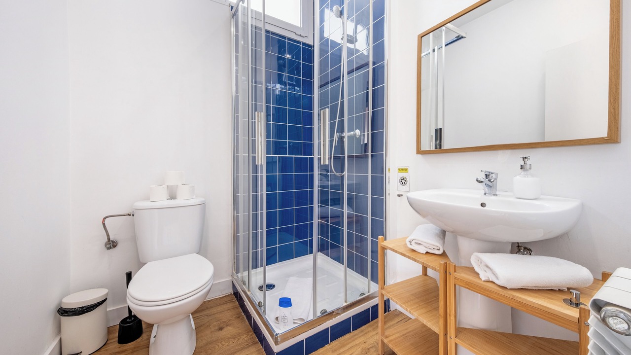 Photo of Bathroom in Sants