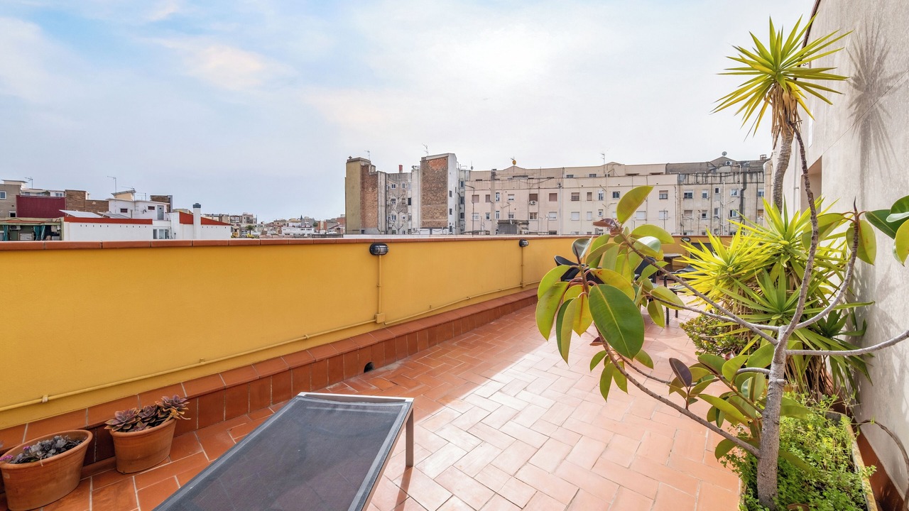 Photo of Patio Balcony in Sants