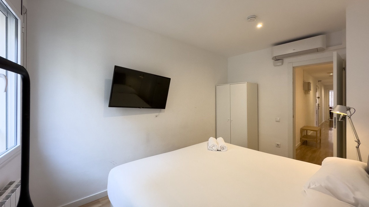 Photo of Bedroom in Sants