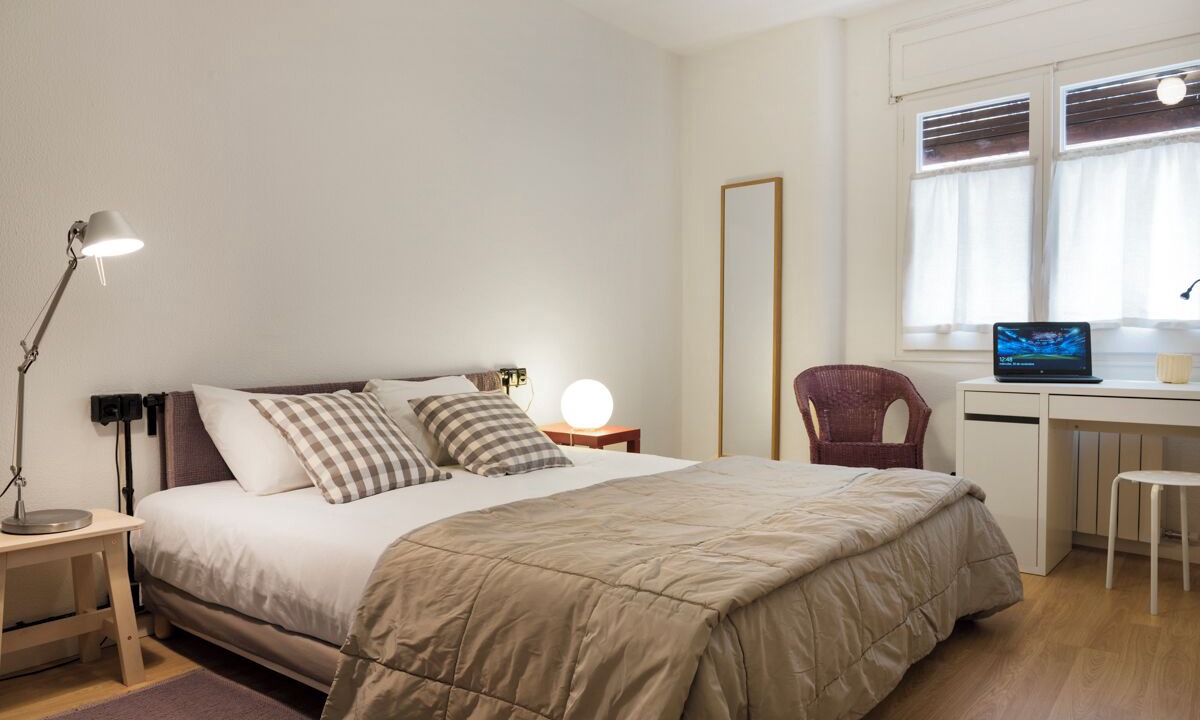 Photo of Bedroom in Sants