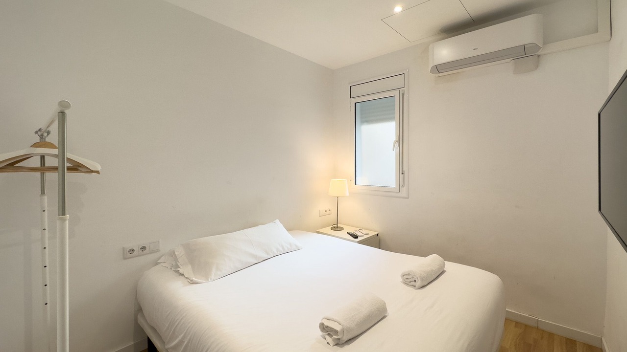 Photo of Bedroom in Sants