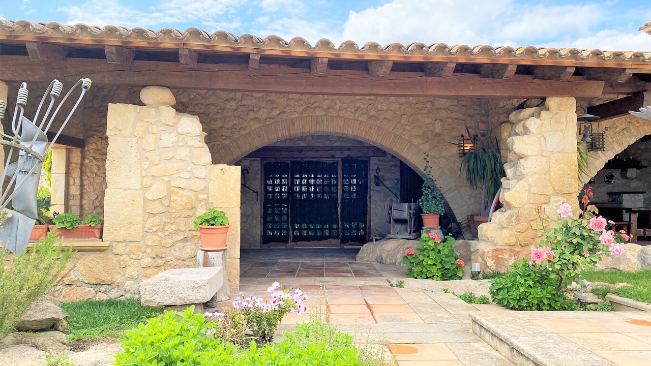 Photo of Outdoor in Castellet