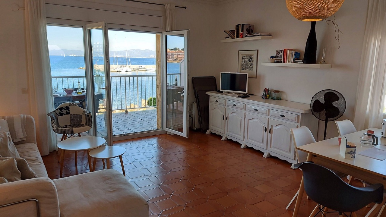 Photo of Livingroom in Pedrinya