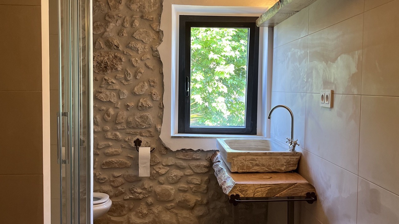 Photo of Bathroom in Mediona