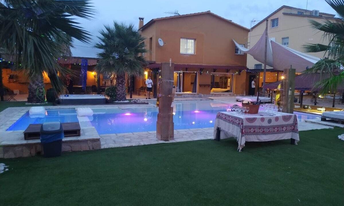 Photo of Outdoor in Rubi
