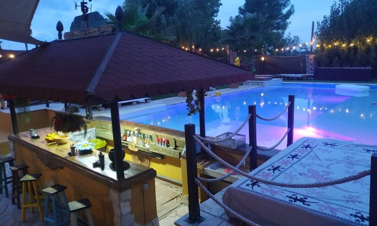 Photo of Outdoor in Rubi
