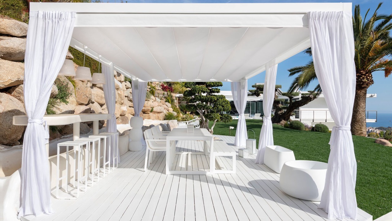 Photo of Outdoor in Mas Ram