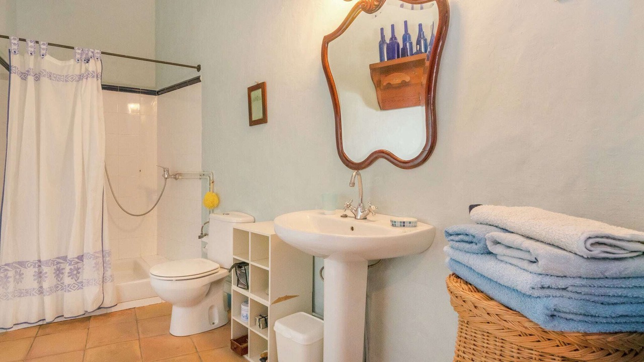 Photo of Bathroom in Pacs del Penedes