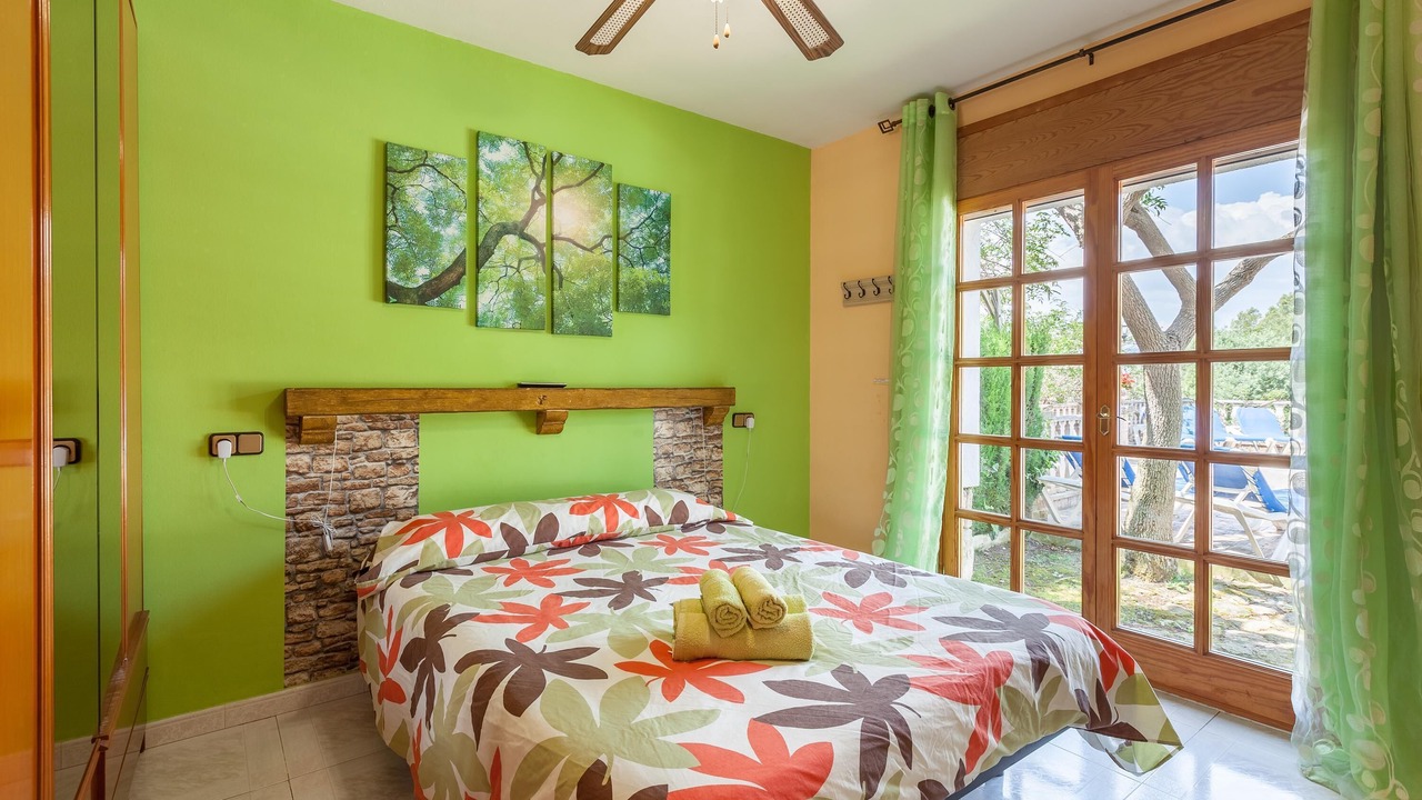 Photo of Bedroom in Castellet i la Gornal
