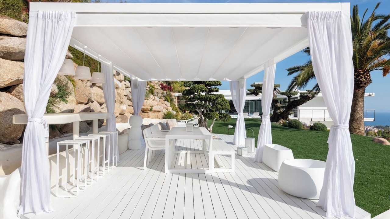 Photo of Outdoor in Mas Ram