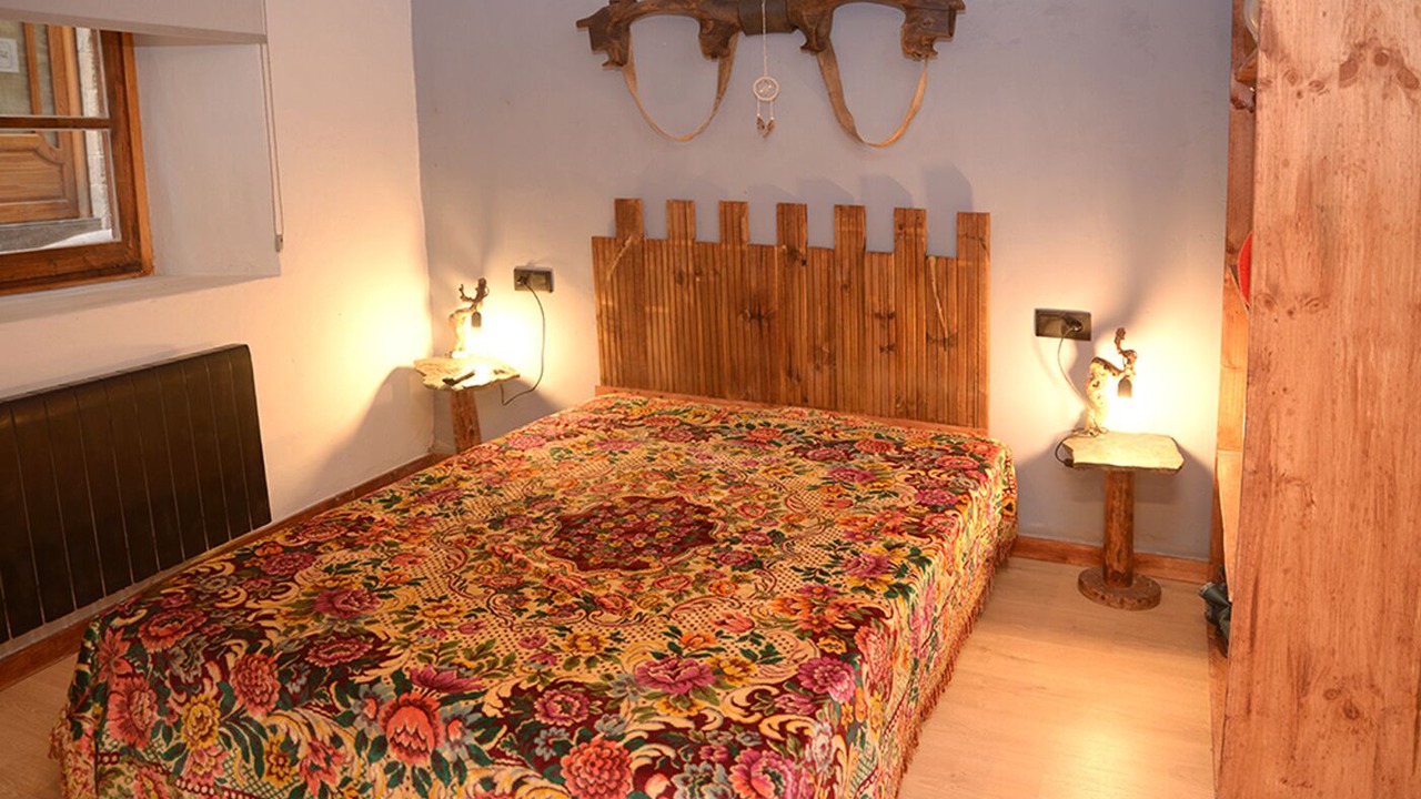 Photo of Bedroom in La Pobla de Lillet