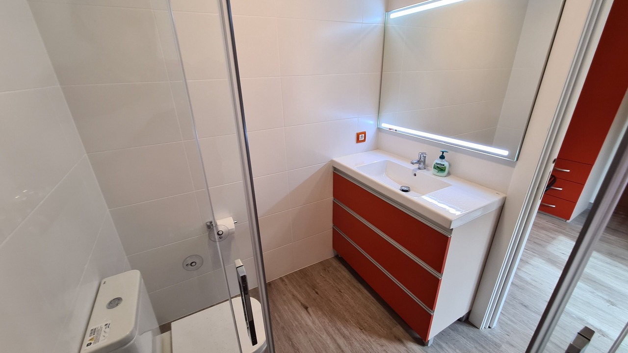 Photo of Bathroom in Vic