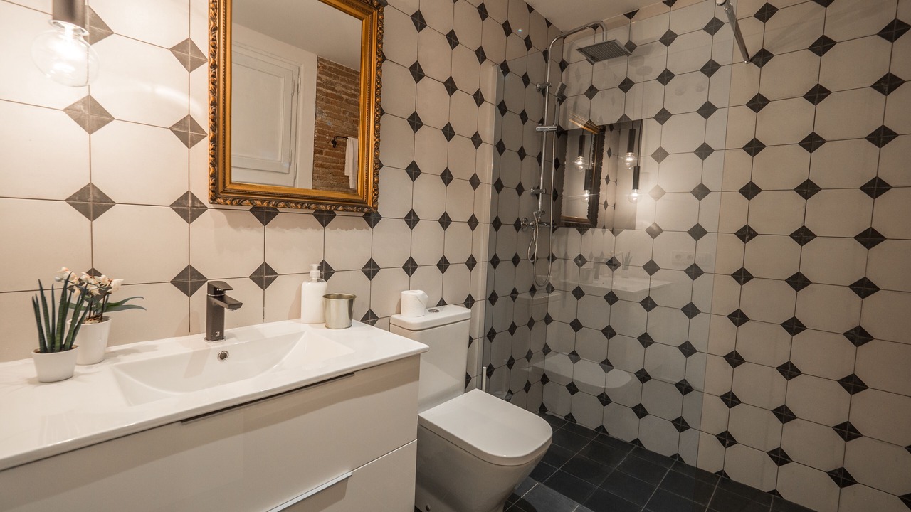 Photo of Bathroom in Vic