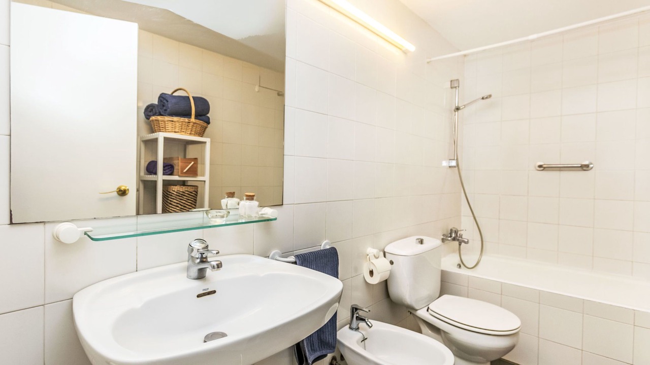Photo of Bathroom in Poblenou