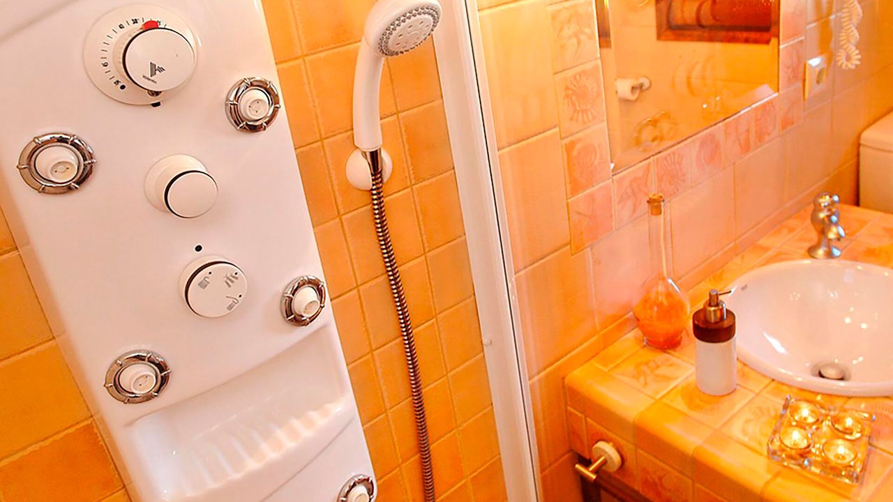 Photo of Bathroom in Pujalt