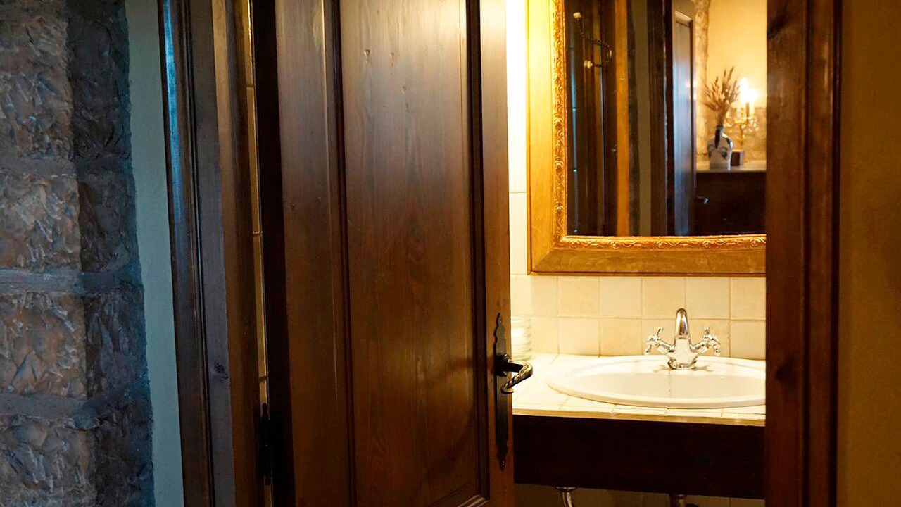 Photo of Bathroom in Pujalt