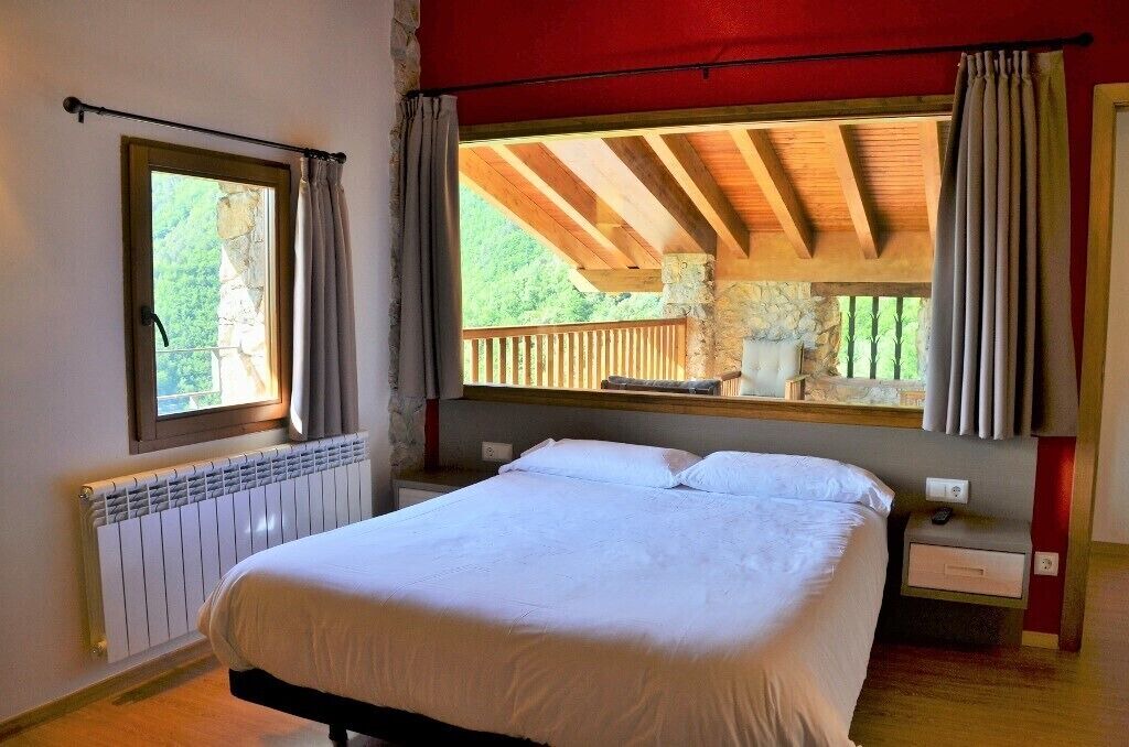 Photo of Bedroom in Cercs