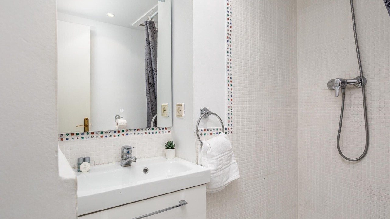 Photo of Bathroom in Poblenou