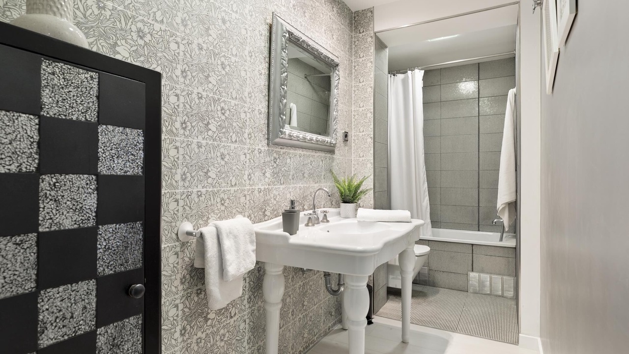 Photo of Bathroom in Eixample