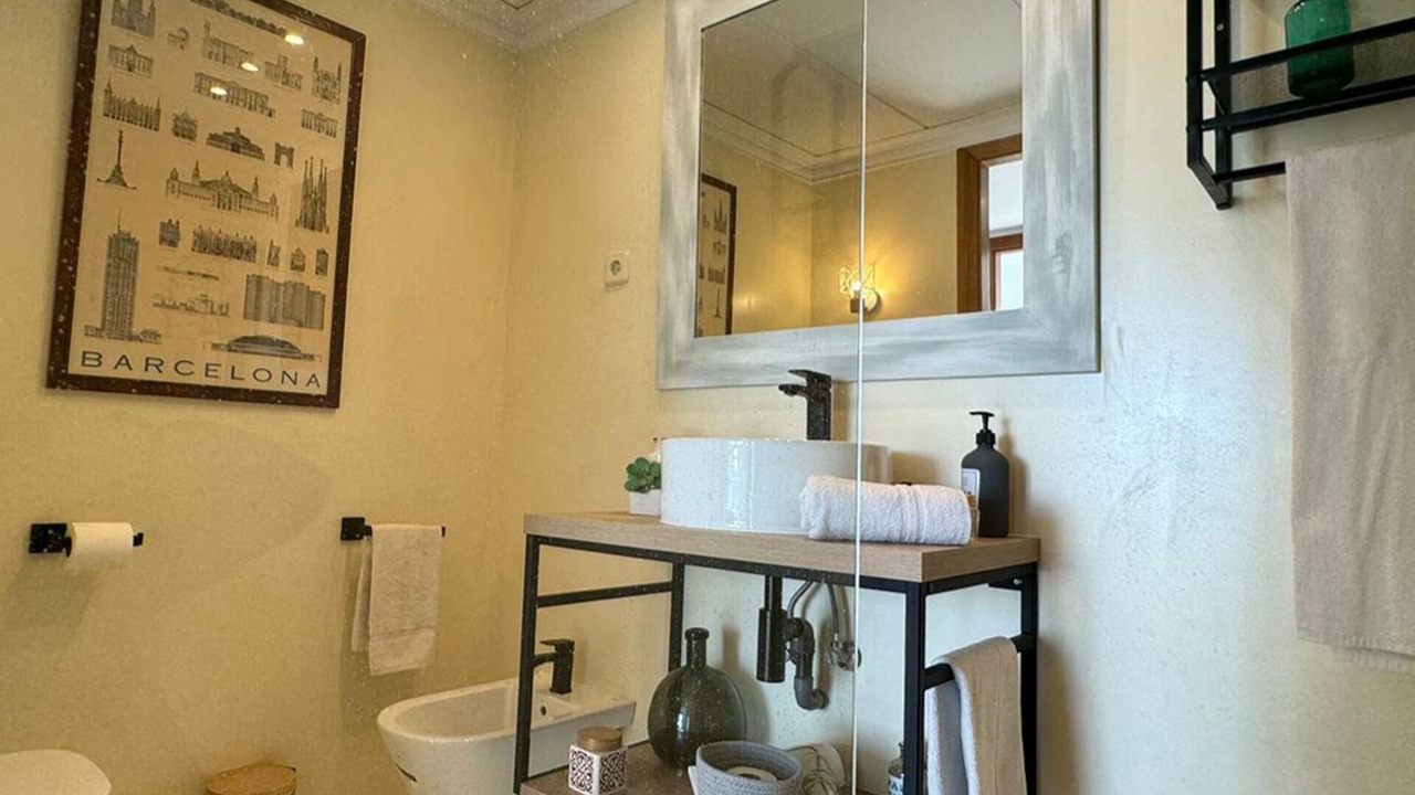 Photo of Bathroom in La Vila Olimpica del Poblenou