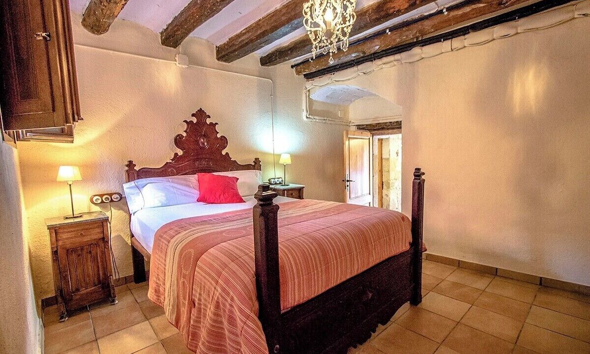 Photo of Bedroom in Castellet i la Gornal