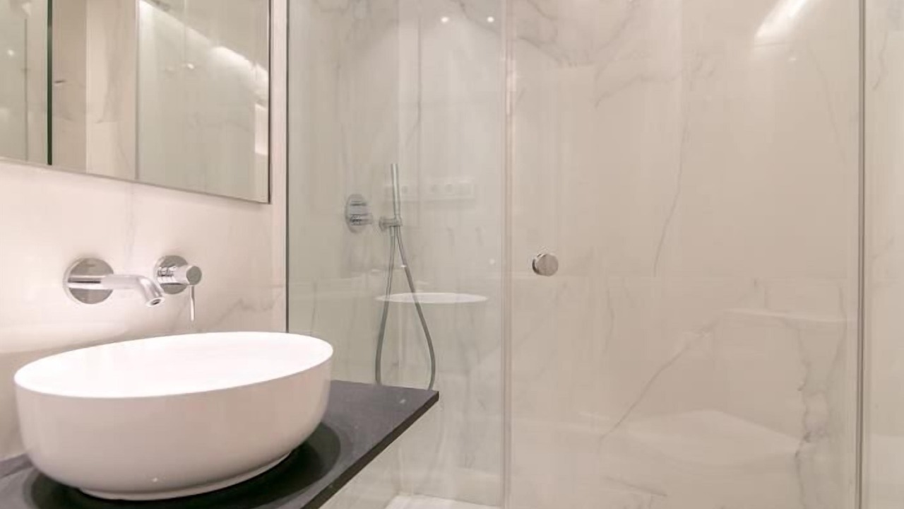 Photo of Bathroom in El Born