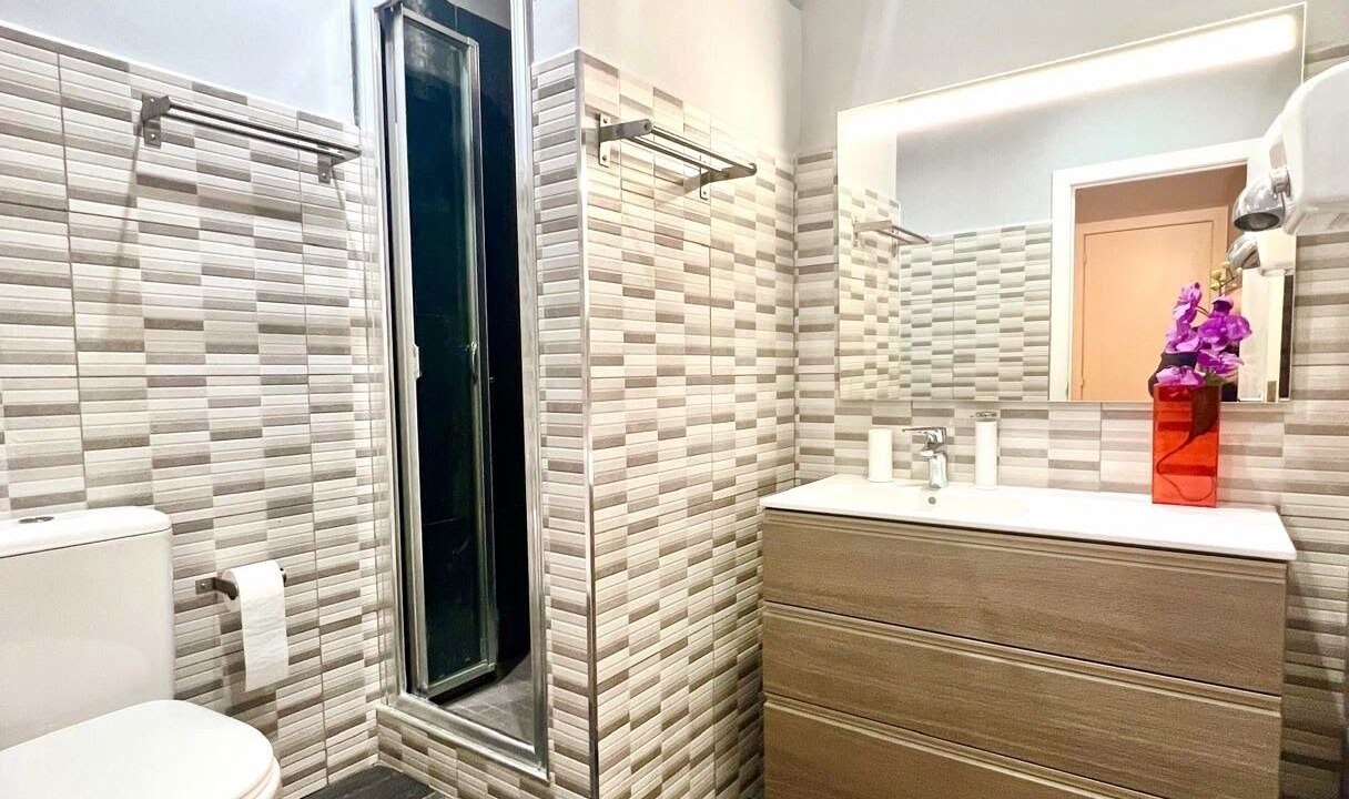 Photo of Bathroom in L'Antiga Esquerra de l'Eixample