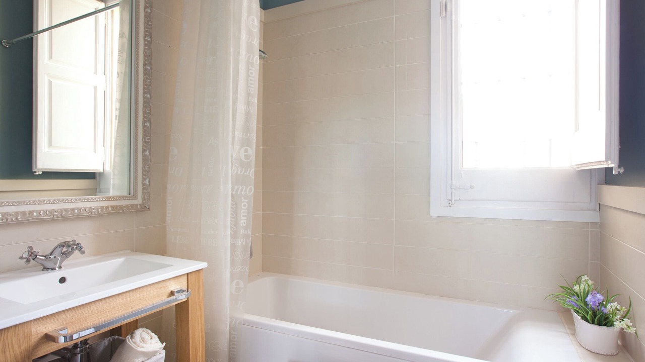 Photo of Bathroom in El Guinardo