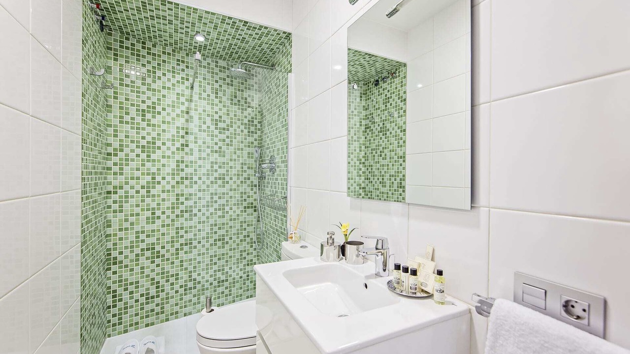 Photo of Bathroom in Sants