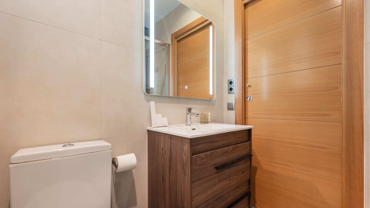 Photo of Bathroom in el Camp d'en Grassot i Gracia Nova