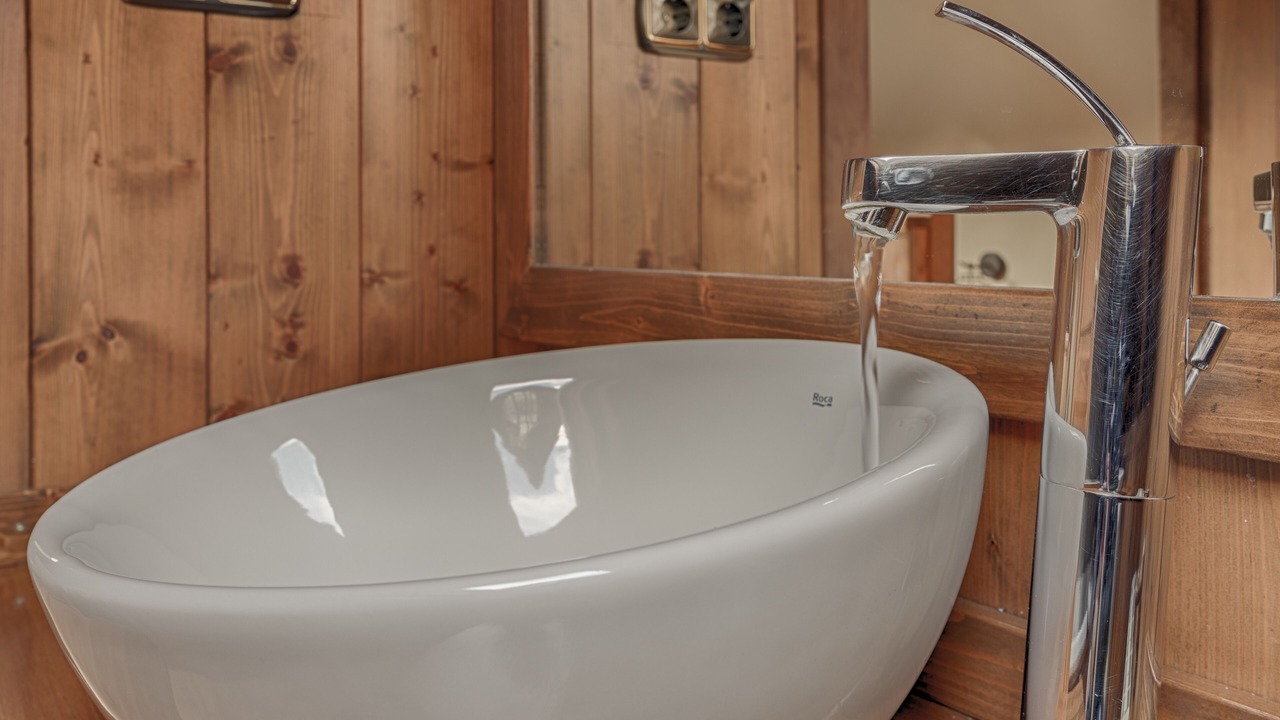 Photo of Bathroom in Arro