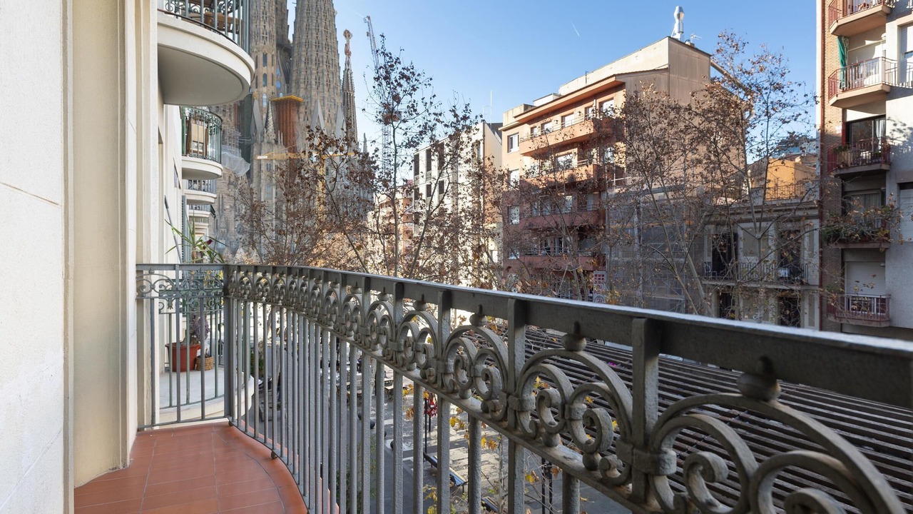 Photo of Outdoor in La Sagrada Familia