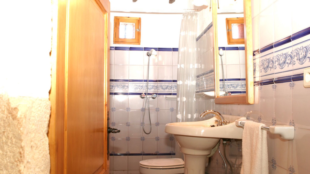 Photo of Bathroom in Castellet i la Gornal