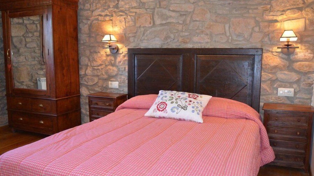 Photo of Bedroom in Santa Eulalia de Riuprimer
