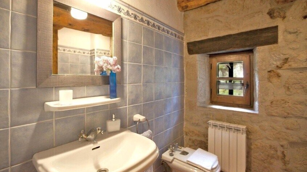 Photo of Bathroom in Casserres