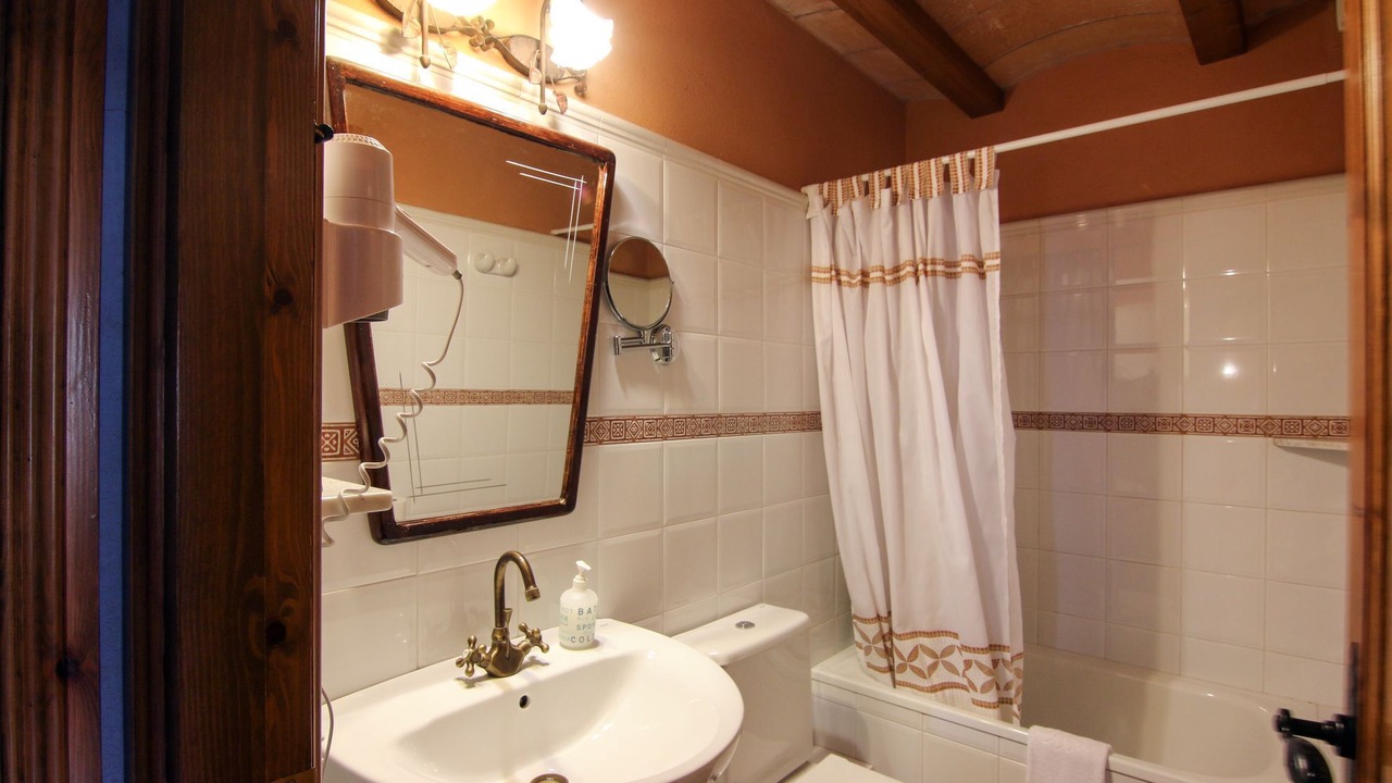 Photo of Bathroom in Casserres