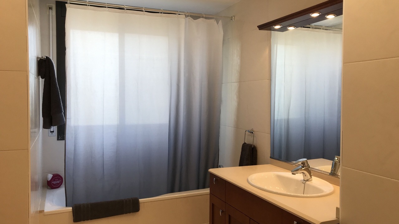 Photo of Bathroom in Abrera