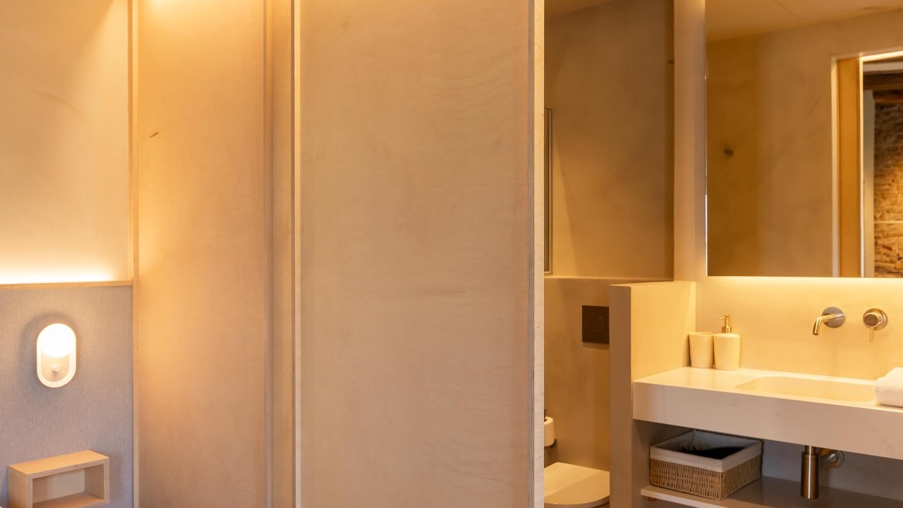 Photo of Bathroom in El Born