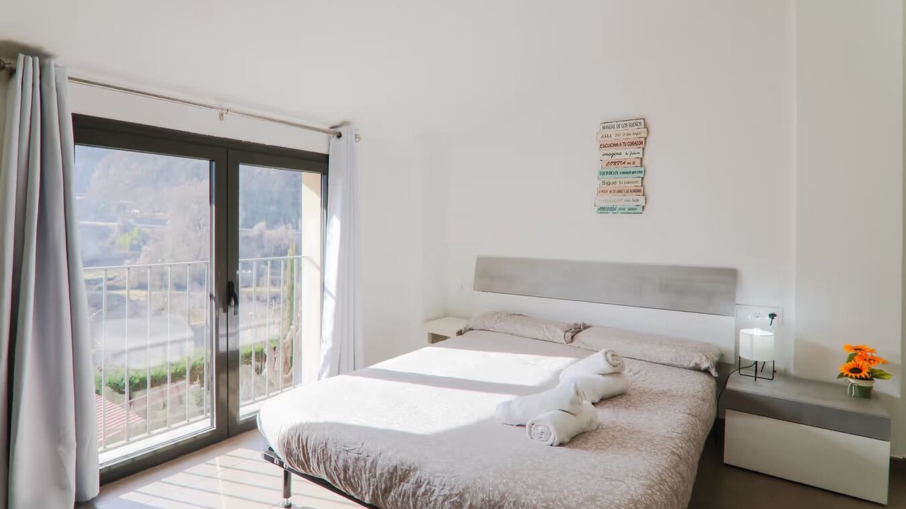 Photo of Bedroom in Cercs