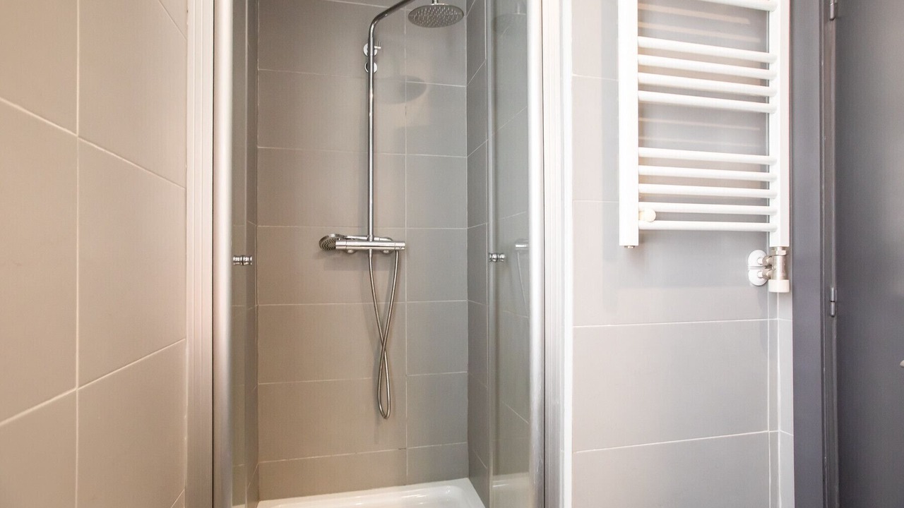Photo of Bathroom in El Camp de l'Arpa del Clot