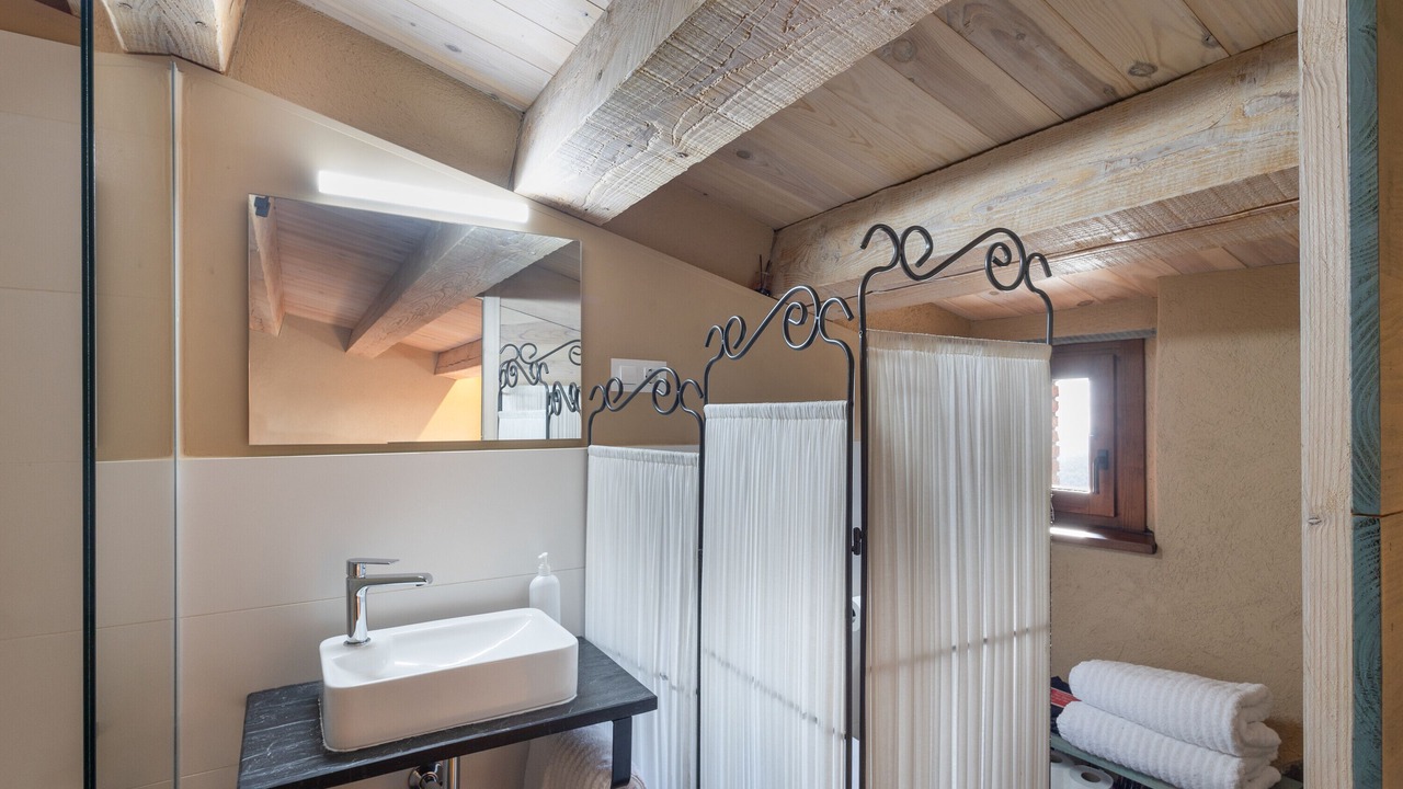Photo of Bathroom in Fogars de Montclus
