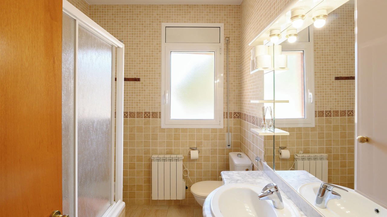 Photo of Bathroom in Castellet i la Gornal