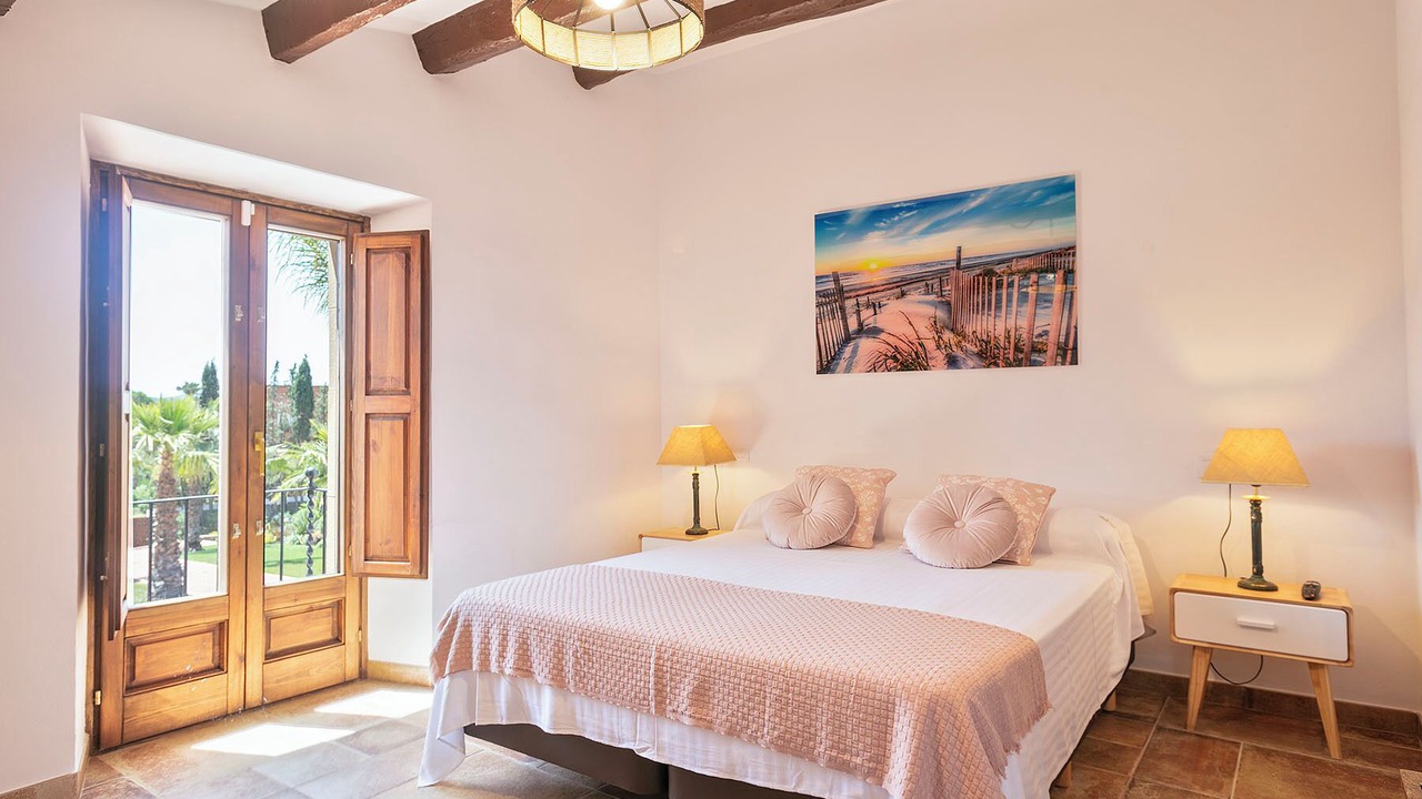 Photo of Bedroom in Tordera