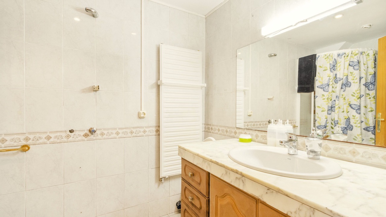 Photo of Bathroom in Borreda