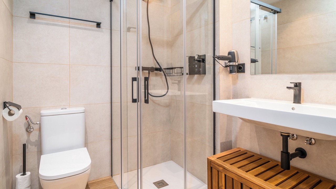 Photo of Bathroom in Collblanc y La Torrassa