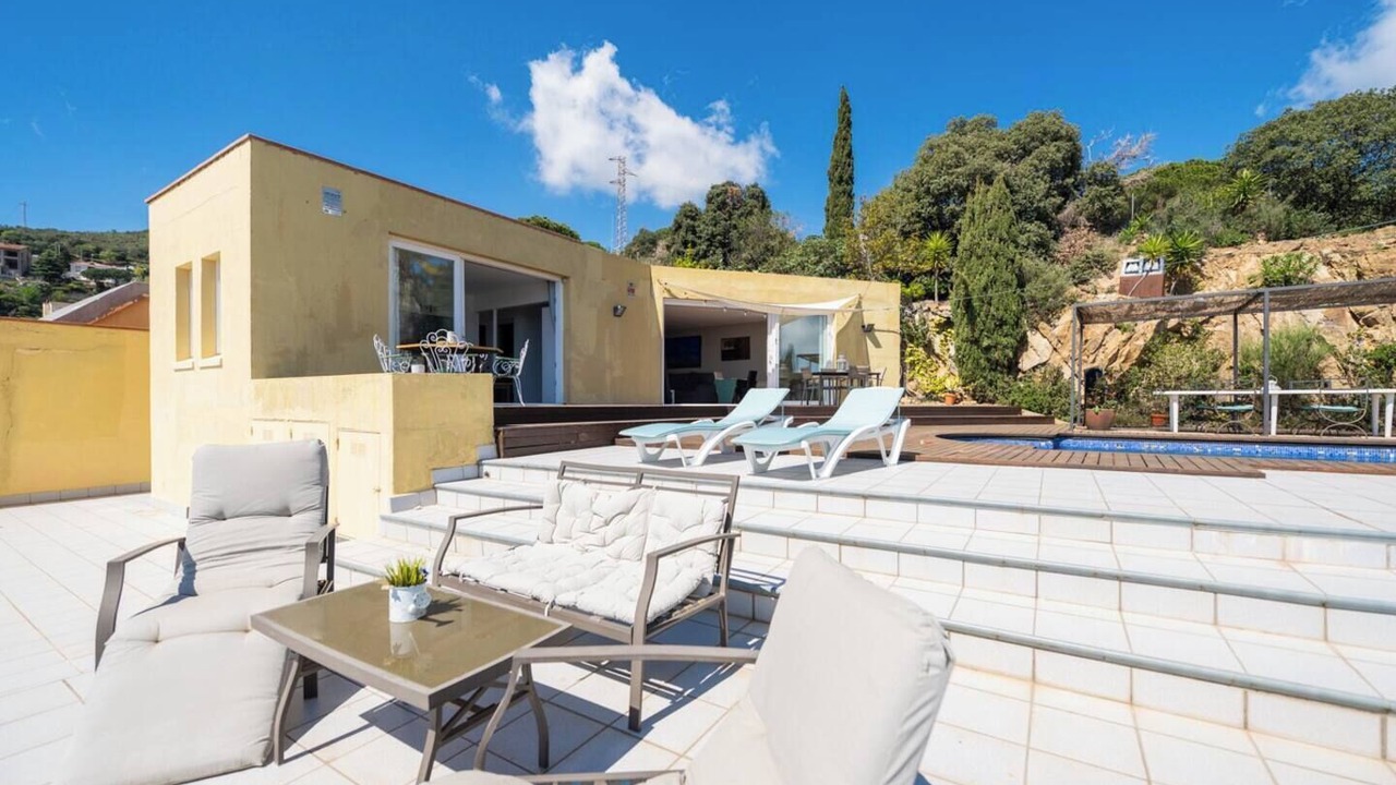 Photo of Patio Balcony in El Mas Coll