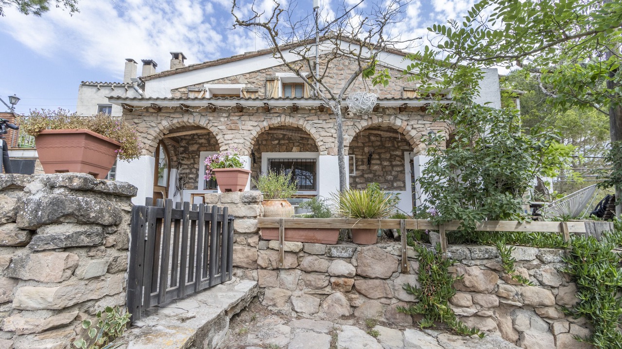 Photo of Outdoor in Copons